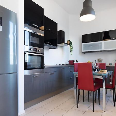 Appartement Nam House & Posto Auto à Milan Extérieur photo